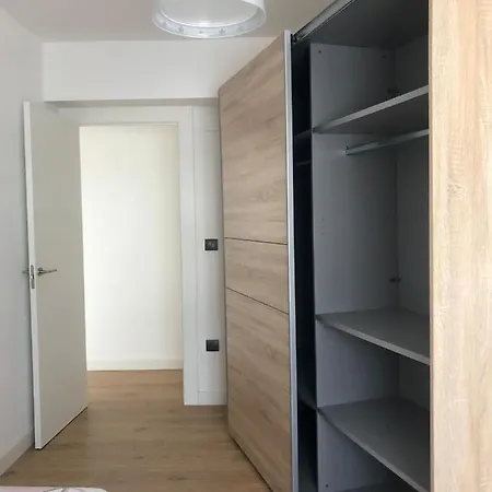 아파트 Apartamentovalletena9 Sabiñánigo