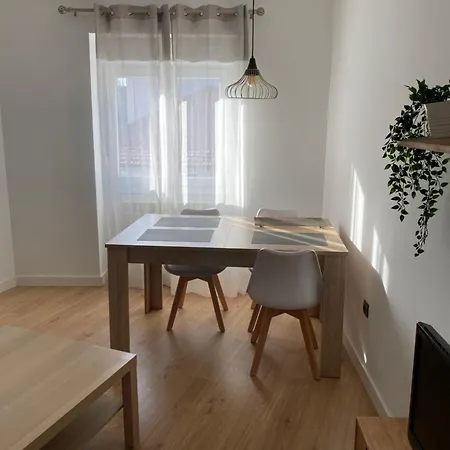 Apartamentovalletena9 아파트 *